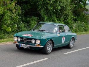 Alfa Romeo 1750 GTV price guide from YourBestPrice